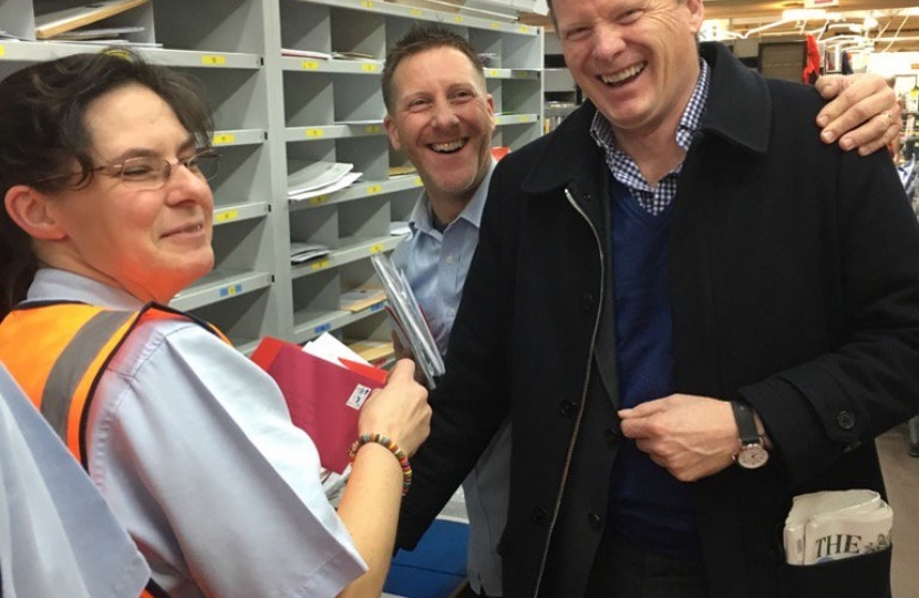 Richard Benyon Sorting Office Visit