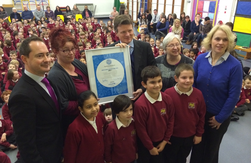 Richard Benyon MP presents UNICEF award.